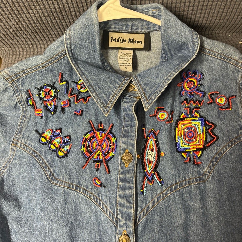 Ladies Embroidered Denim Shirt - Blue - Picture 5 of 8
